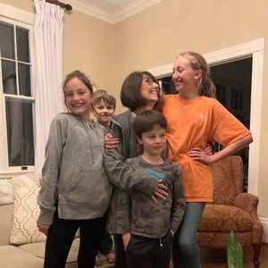 Meet your Posher, Elin